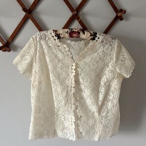 Vintage cream sheer top with floral appliqué
